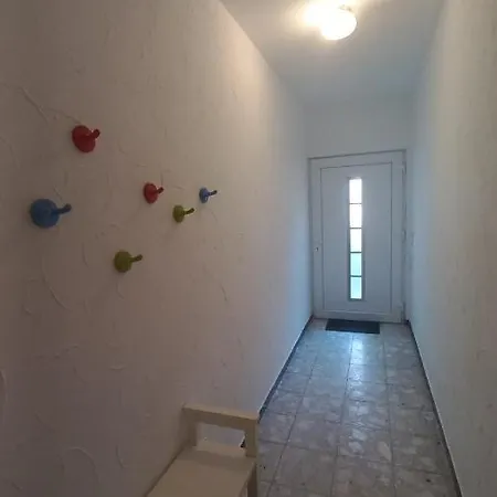 Holiday Apartment דירה