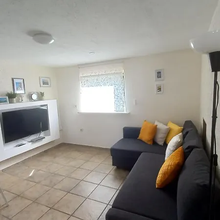 Holiday Apartment *