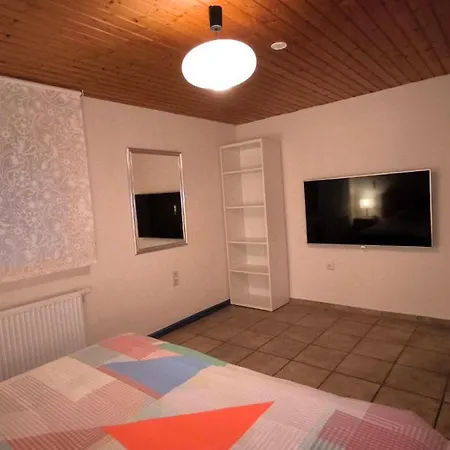 Holiday Apartment Apartament Oberveischede