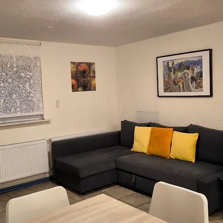 Apartment Holiday Apartment Oberveischede