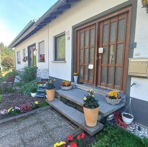 Holiday Apartment 아파트 Oberveischede