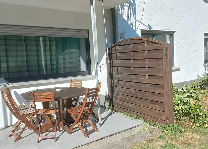 Holiday Apartment 아파트 Oberveischede