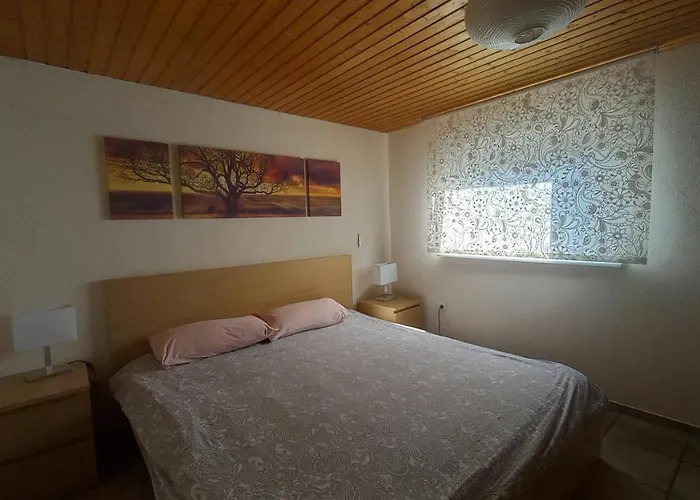 Holiday Apartment 아파트 Oberveischede