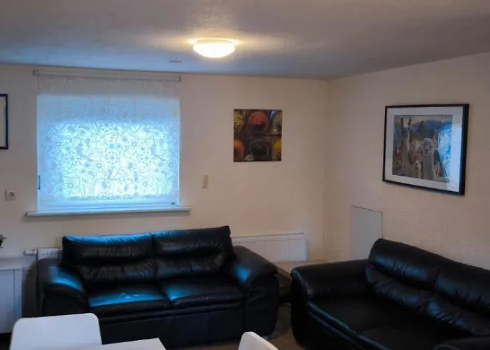 شقة Holiday Apartment Oberveischede
